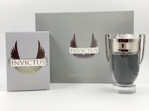 PACO RABANNE INVICTUS Eau de Toilette 100 ml + IN REGALO Toiletry Bag